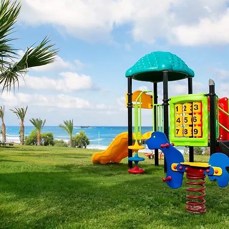 Louis Paphos Breeze Klorakas