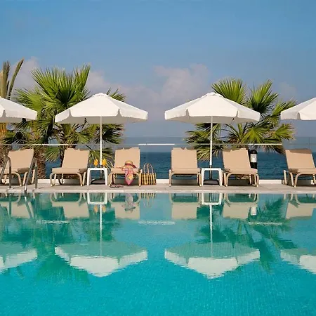 Hotel Louis Paphos Breeze