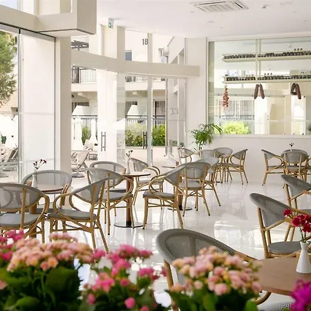 Louis Paphos Breeze 4*