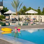 Louis Paphos Breeze Ξενοδοχείο 4*