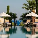 Louis Paphos Breeze Ξενοδοχείο 4*