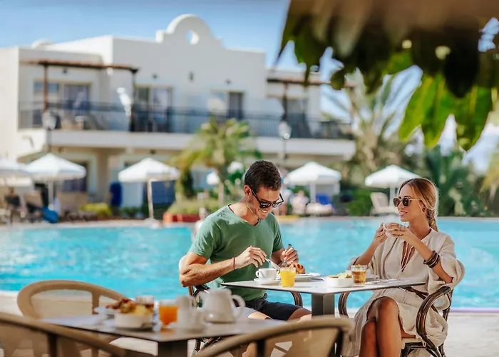 Louis Paphos Breeze 4* Хлоракас