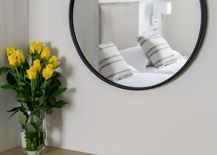 Отель Louis Paphos Breeze 4*