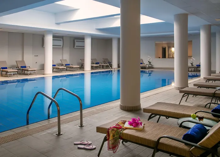 Louis Paphos Breeze Отель 4*