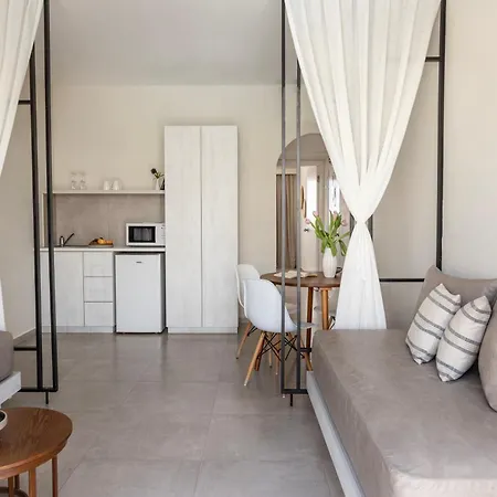 Louis Paphos Breeze فندق 4*