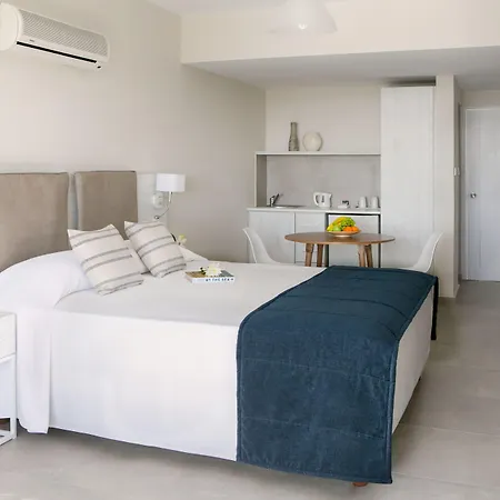 Hotel Louis Paphos Breeze Klorakas