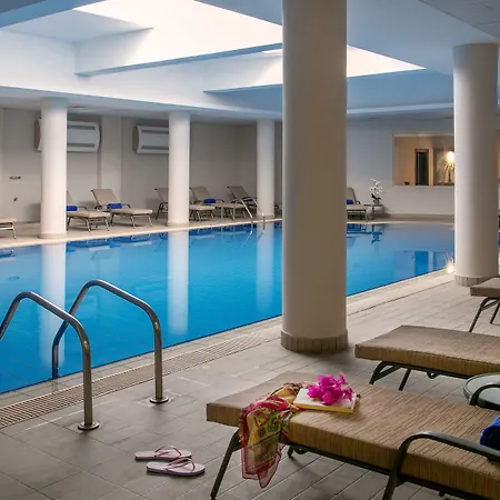 Louis Paphos Breeze Hotel 4*