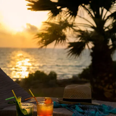 Louis Paphos Breeze Hotel