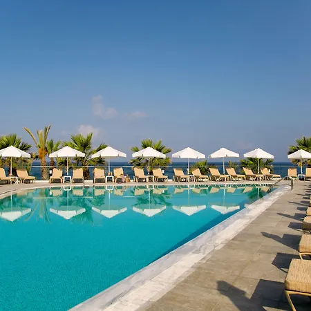 Louis Paphos Breeze Hotel