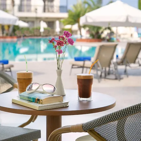 Louis Paphos Breeze Hotel