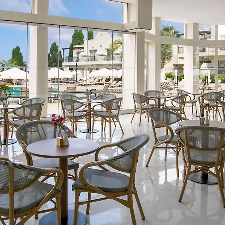 Louis Paphos Breeze Klorakas