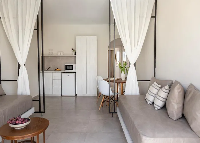 Louis Paphos Breeze Hotel 4*