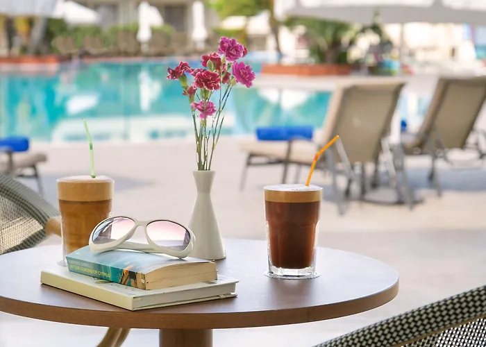 Louis Paphos Breeze Hotel