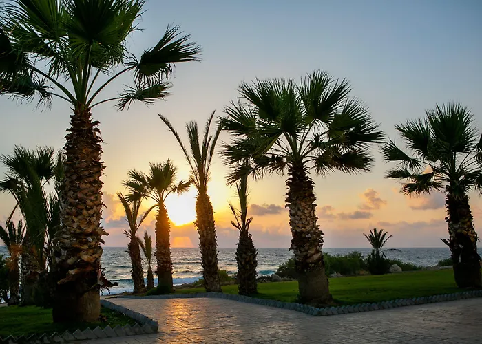 Louis Paphos Breeze 4*