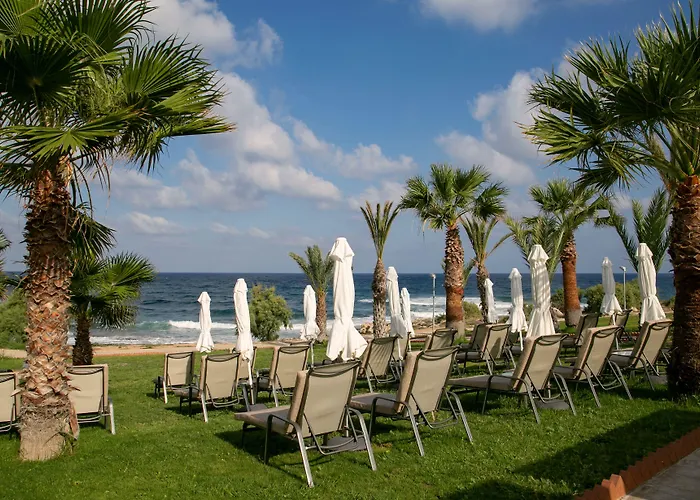 Hotel Louis Paphos Breeze